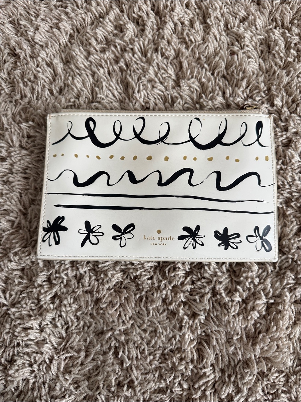 kate spade White Graphic Zip Pouch with Black Doodle & Gold Dots 8.5 x 5.5
